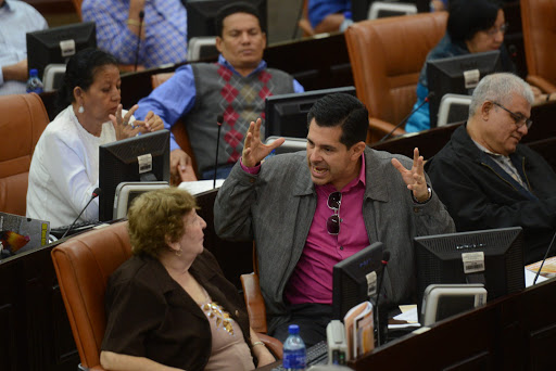 Señalan vicios de inconstitucionalidad en proyectos de ley promovidas por FSLN