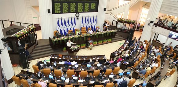 Diversos sectores rechazan aprobación de la ley de agentes extranjeros
