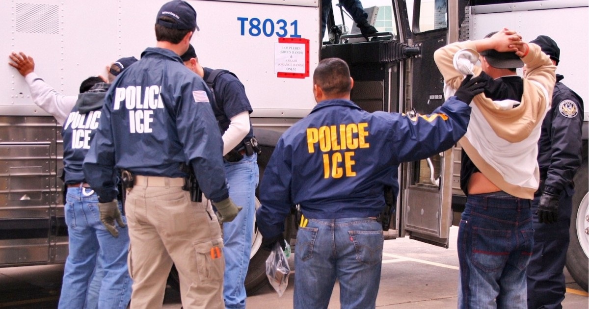 Estados Unidos suspenderá redadas de inmigrantes en sitios de trabajo