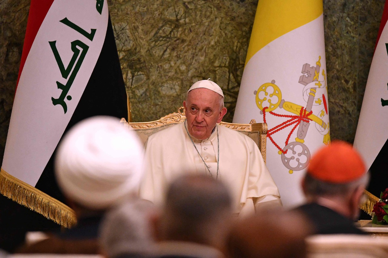El Papa Francisco llega a Irak, es la primera visita de un pontífice al país
