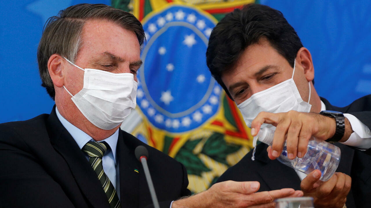 Presidente de Brasil Jair Bolsonaro dice que no se vacunará contra el covid-19