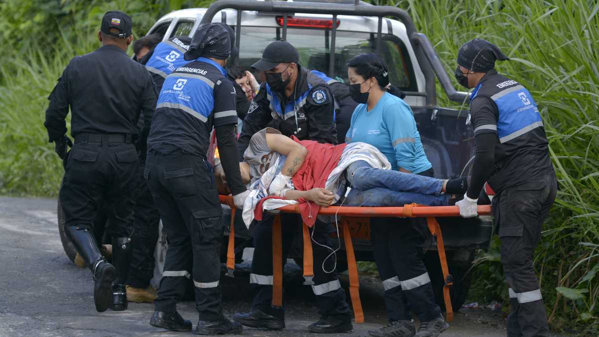 Motín en cárcel ecuatoriana deja como saldo final 44 reos muertos