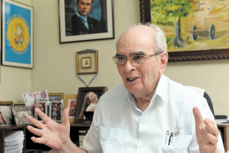 Citan a Director de Radio Corporación por caso Fundación Violeta