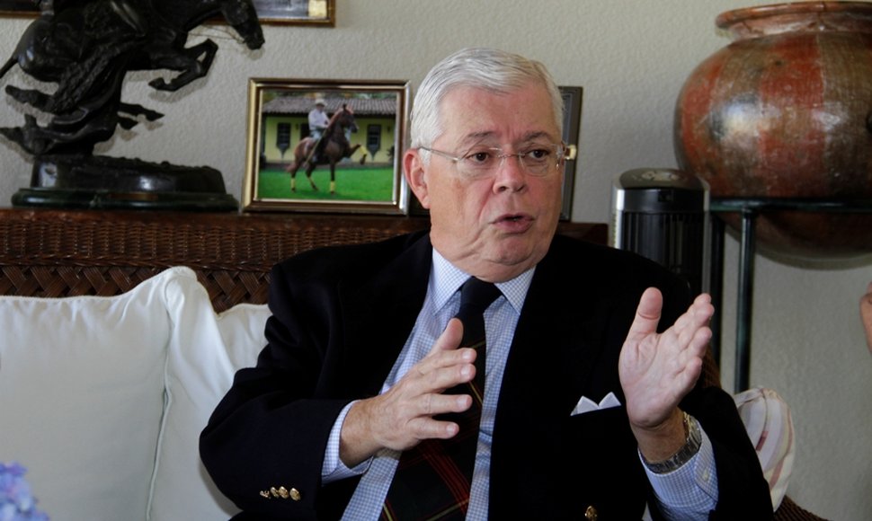 La salida son elecciones