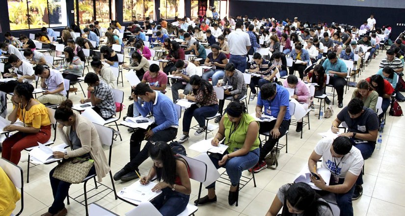 Gobierno maquilla la realidad educativa
