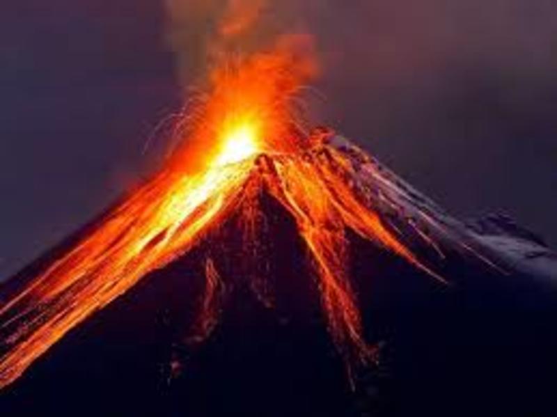 Volcán de Fuego de Guatemala aumenta su fase de erupción