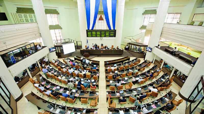 Diputados sandinistas aprueban presupuesto 2020.